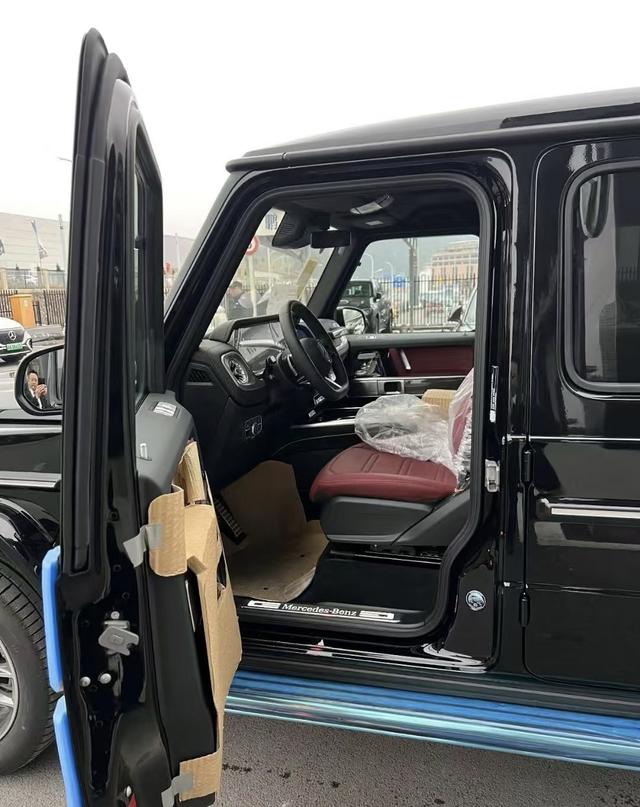 Mercedes-Benz G-Class 2026 thumb 4