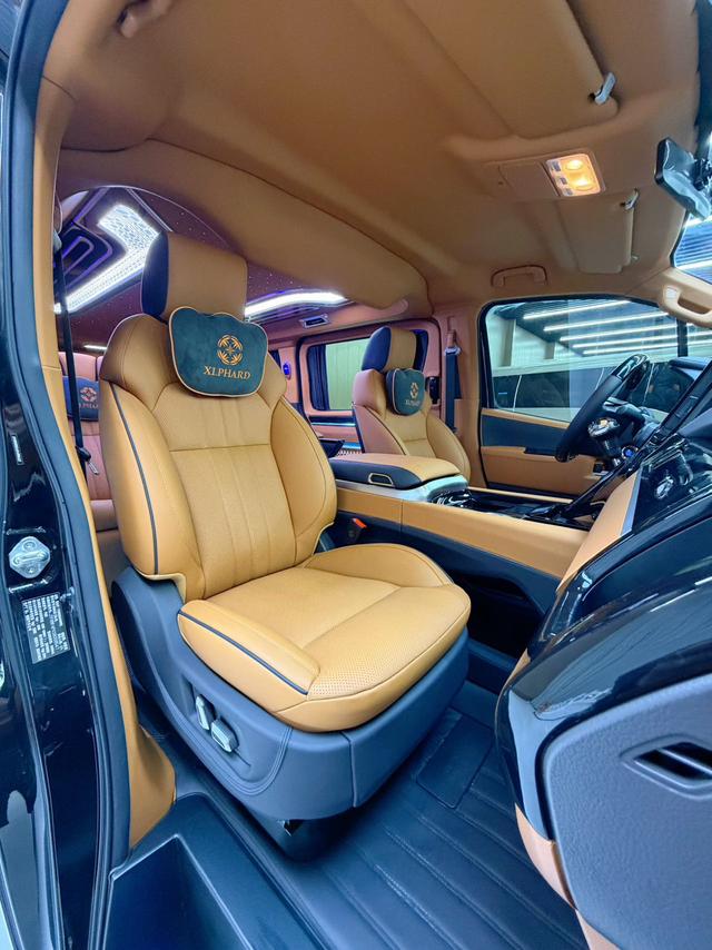 Toyota HiAce 2025 thumb 6