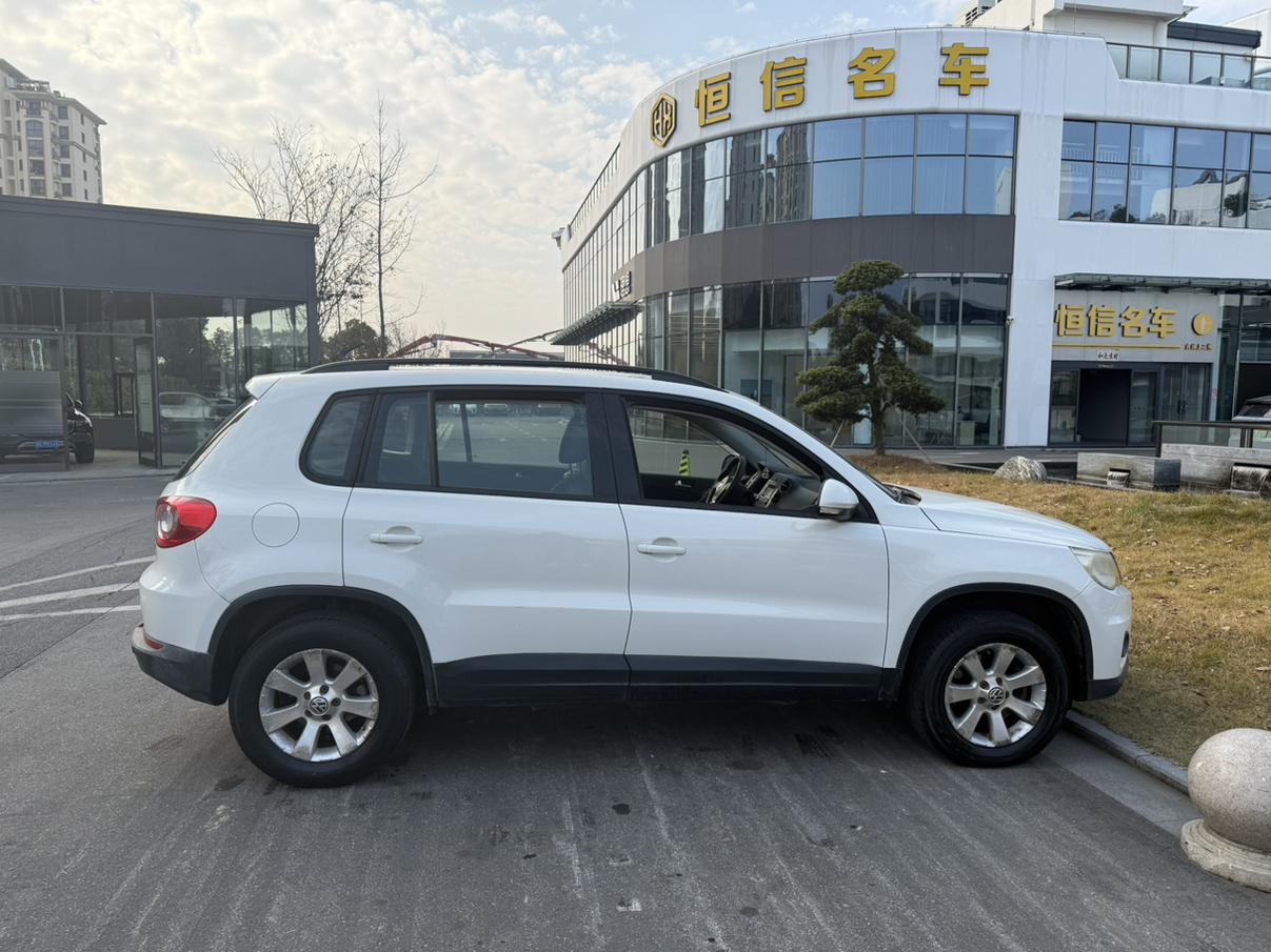 Volkswagen Tiguan 2013 thumb 4