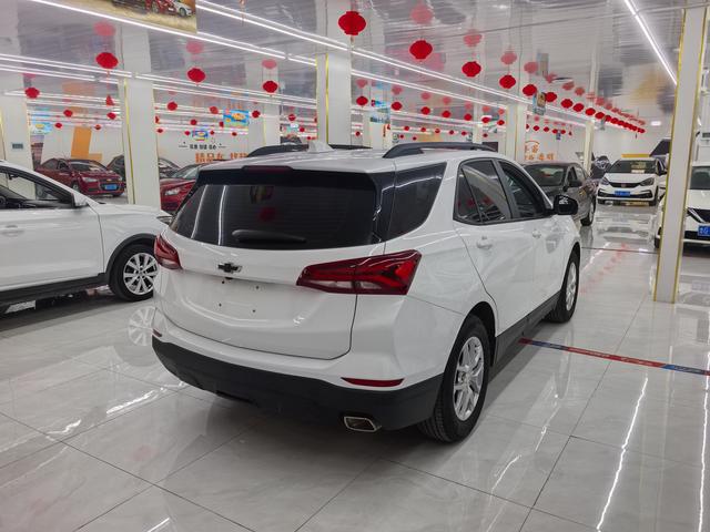 Chevrolet Equinox 2021 thumb 2
