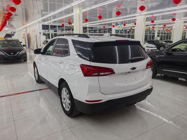 Chevrolet Equinox 2021 thumb 3