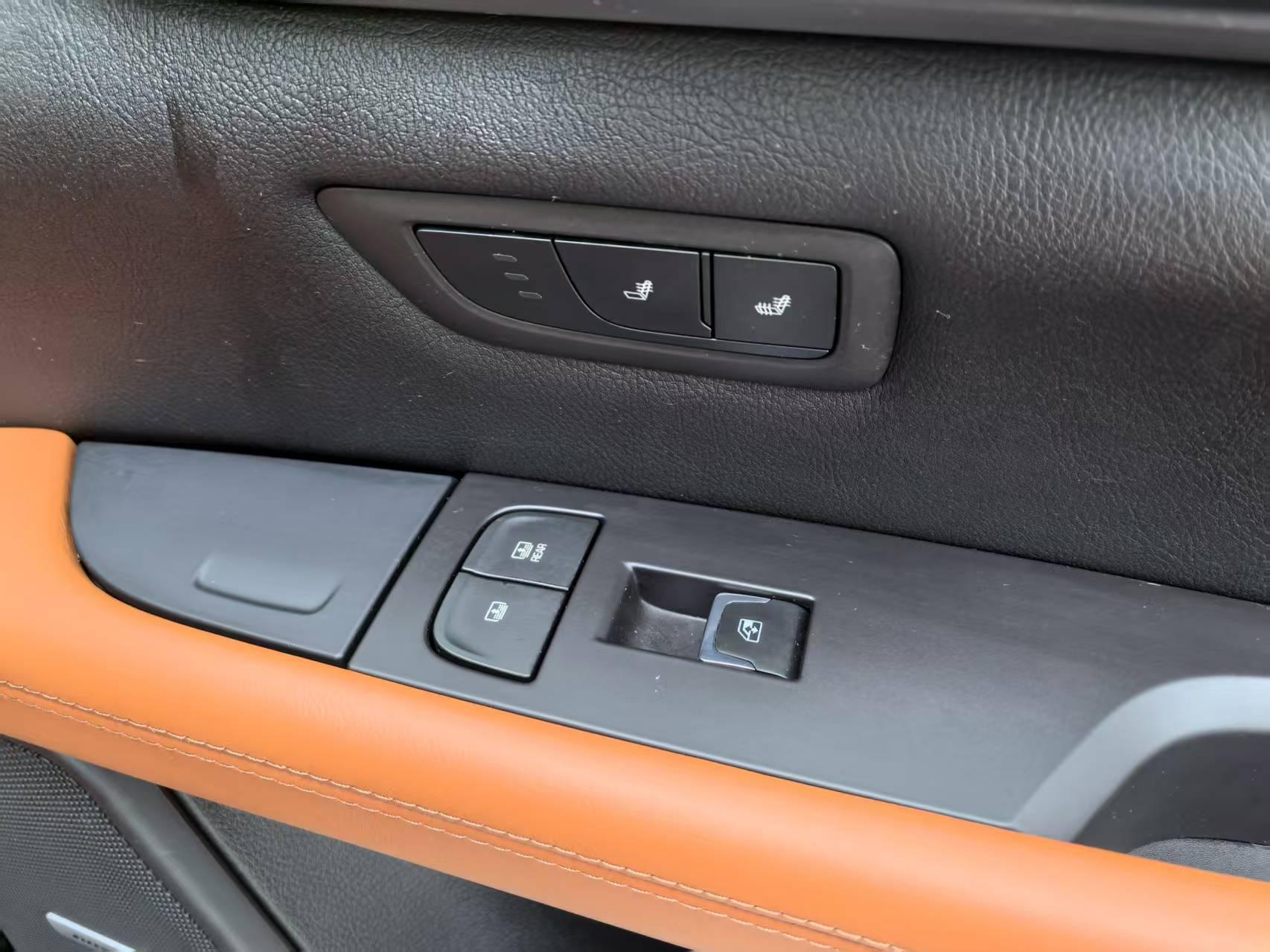 Cadillac CT6 2016 thumb 4