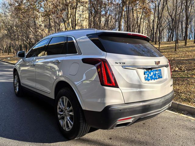 Cadillac XT5 2023 thumb 2