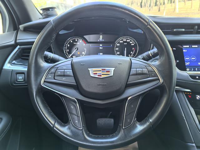 Cadillac XT5 2023 thumb 11