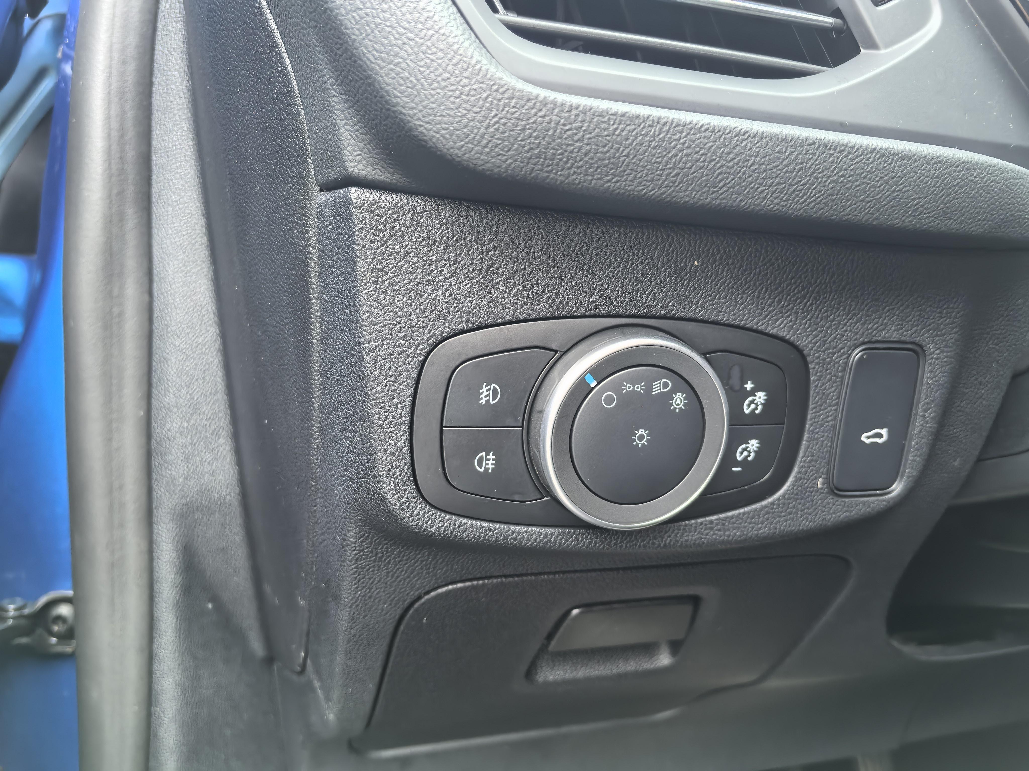 Ford Focus ST 2020 thumb 11