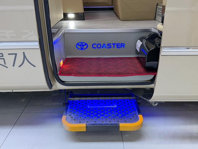 Toyota Coaster 2022 thumb 7