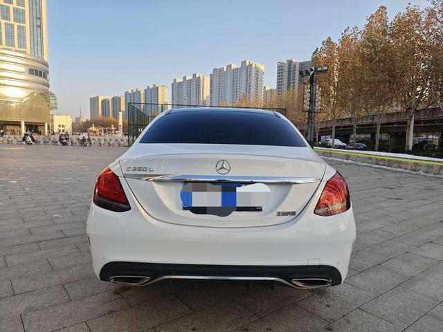 Mercedes-Benz C-Class 2020 thumb 2