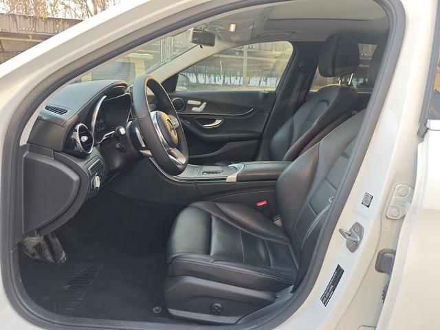 Mercedes-Benz C-Class 2020 thumb 4