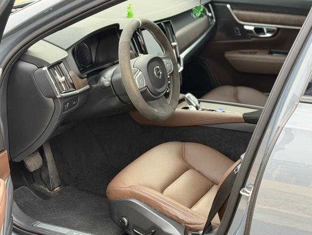 Volvo V90 2021 thumb 6
