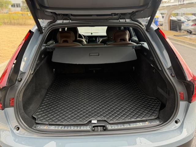 Volvo V90 2021 thumb 12