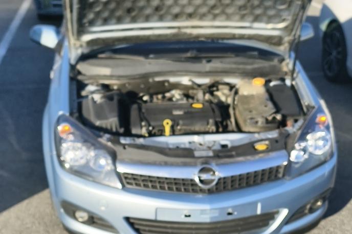 Opel Ya Te 2008 thumb 11