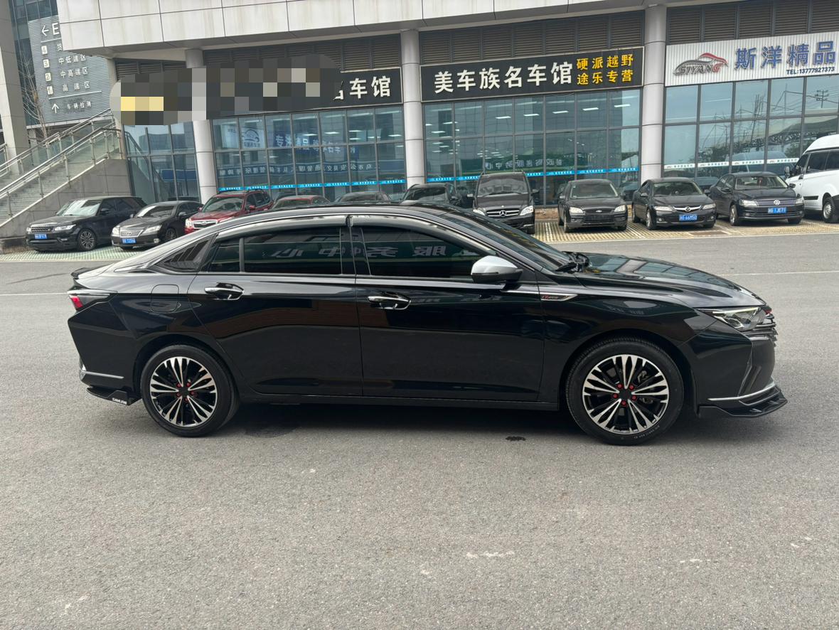 Dongfeng Aeolus Yixuan Max 2022 thumb 5