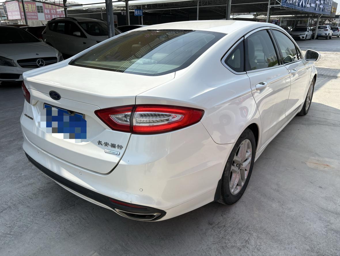 Ford Mondeo 2014 thumb 11