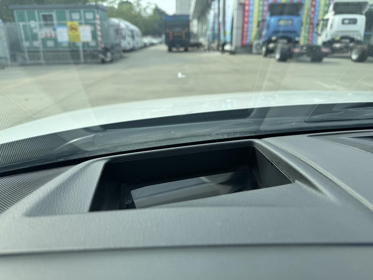Mazda Atenza 2021 thumb 9