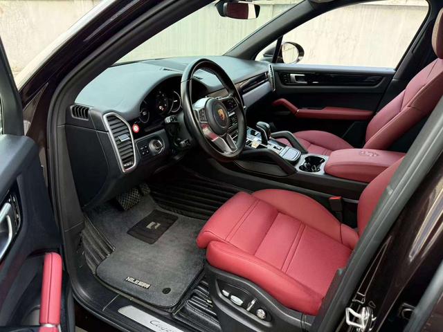 Porsche Cayenne 2019 thumb 5