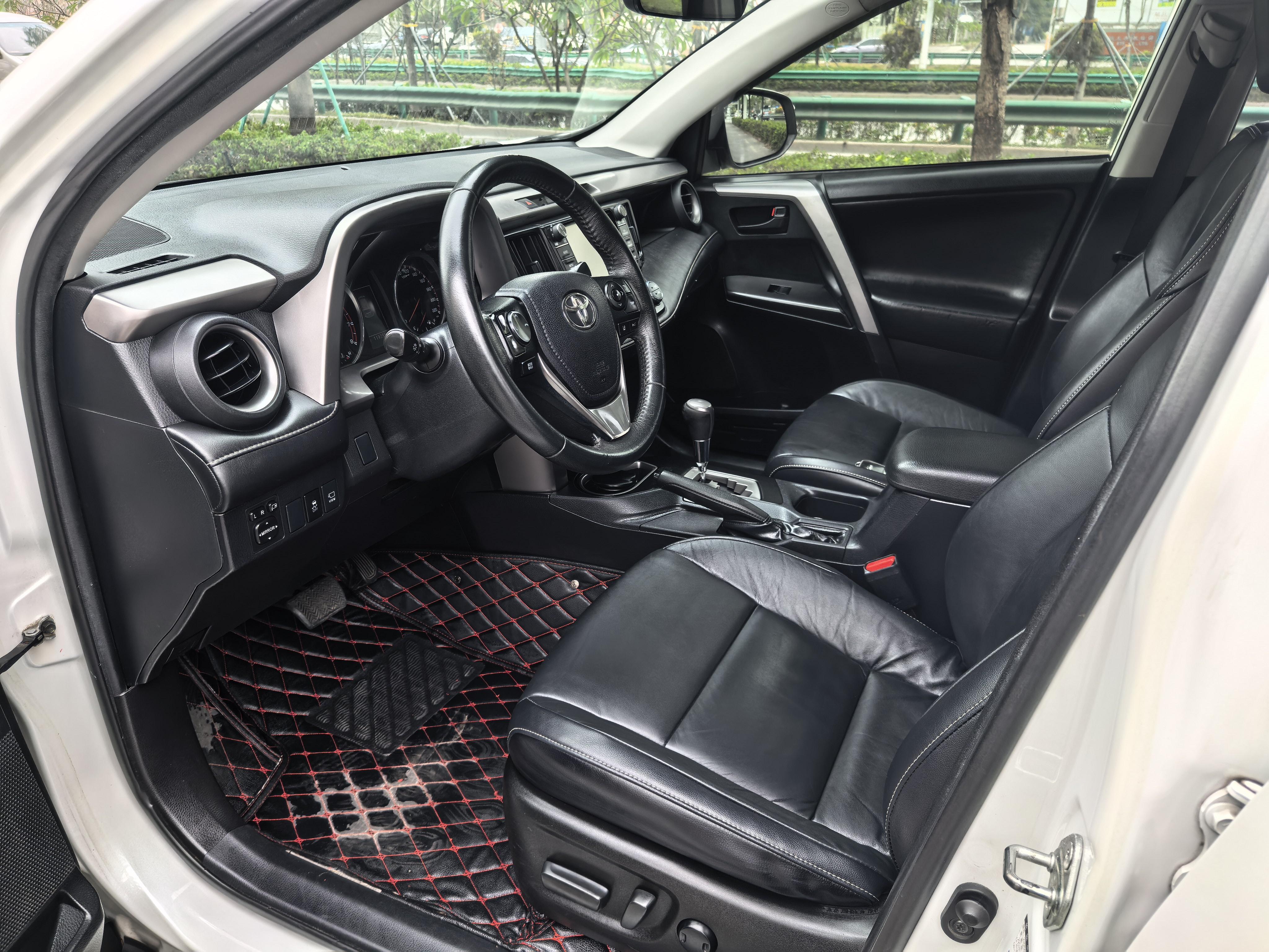 Toyota RAV4 2018 thumb 9
