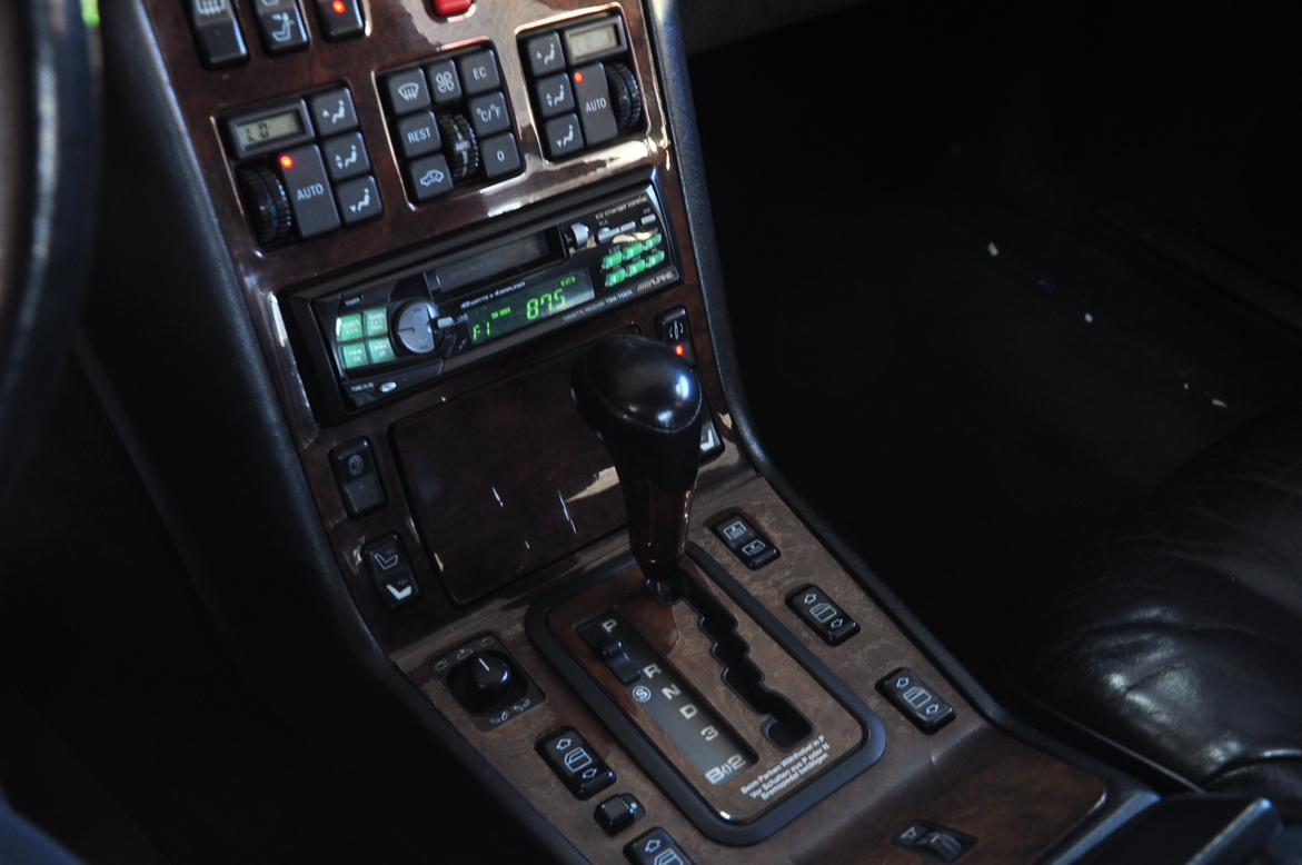 Mercedes-Benz S-Class 1993 thumb 11