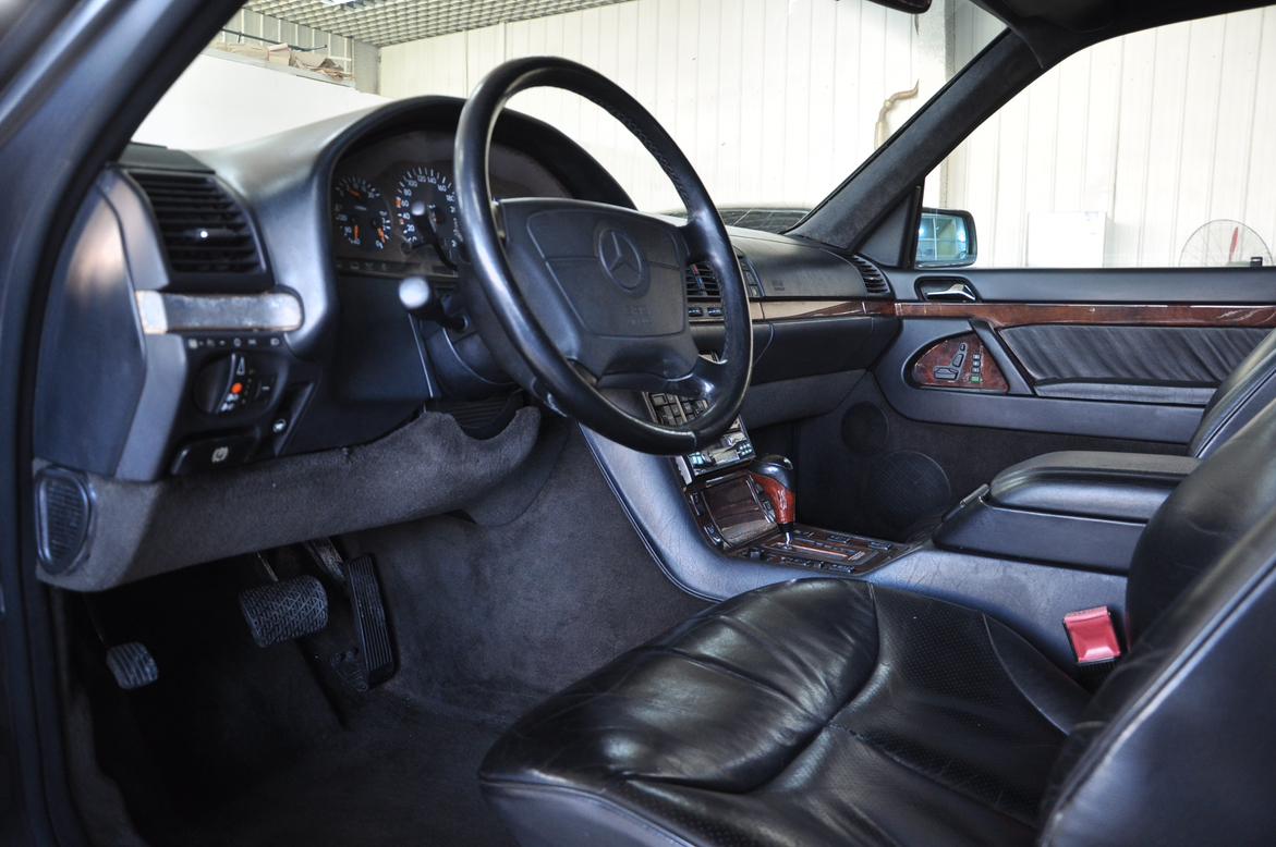 Mercedes-Benz S-Class 1993 thumb 12