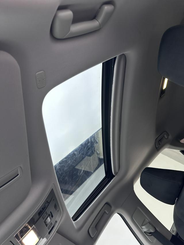 Lexus RX 2020 thumb 11