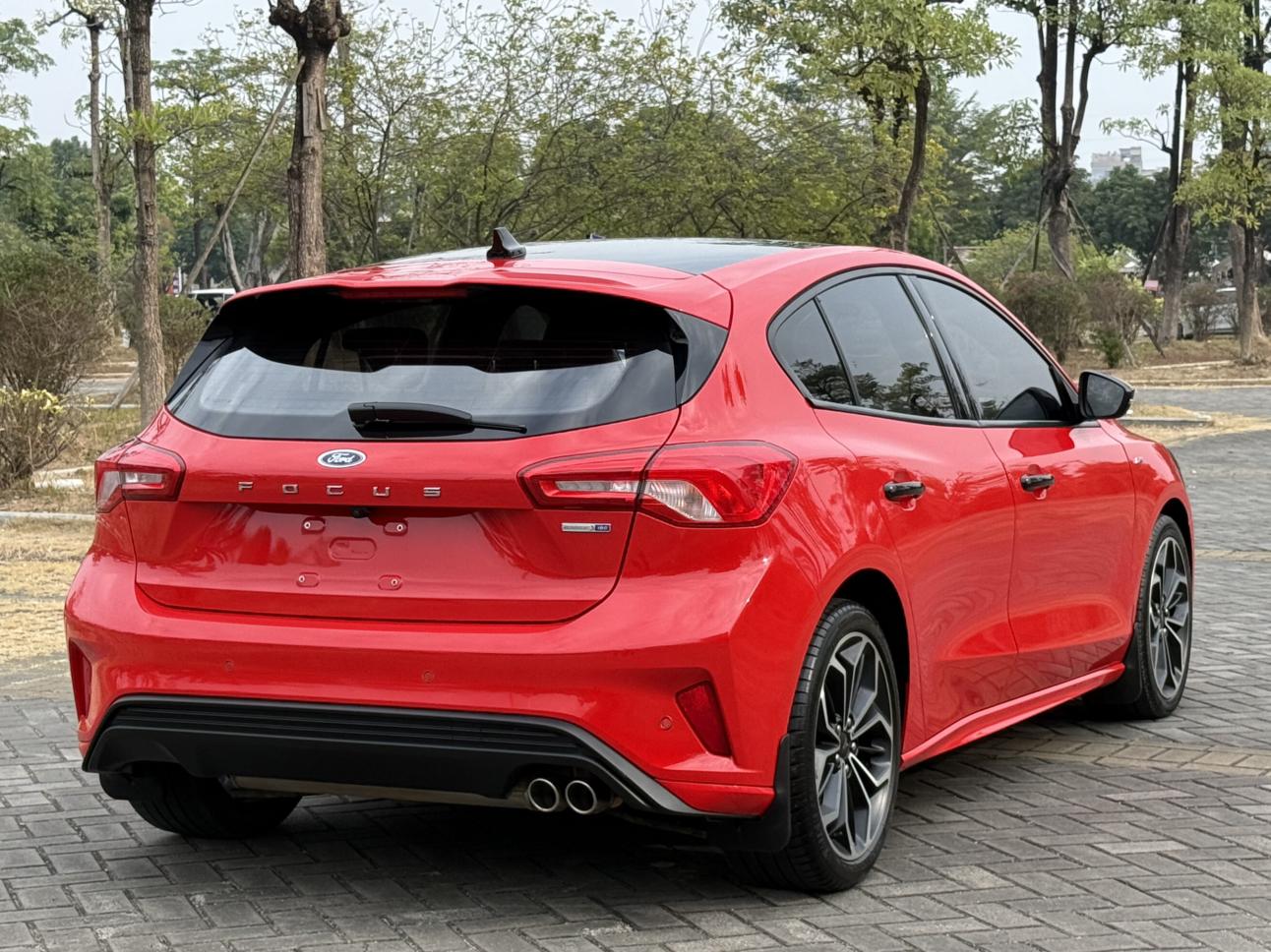 Ford Focus ST 2021 thumb 5