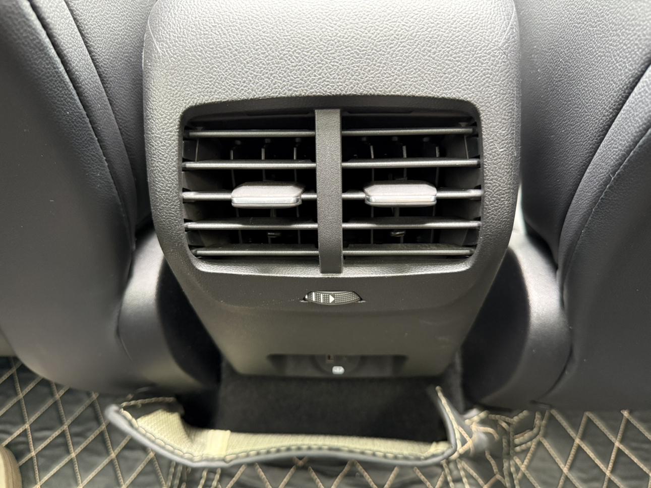 Ford Focus ST 2021 thumb 9