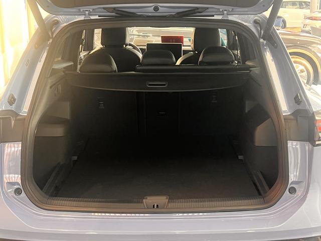 Volkswagen Tiguan 2024 thumb 2