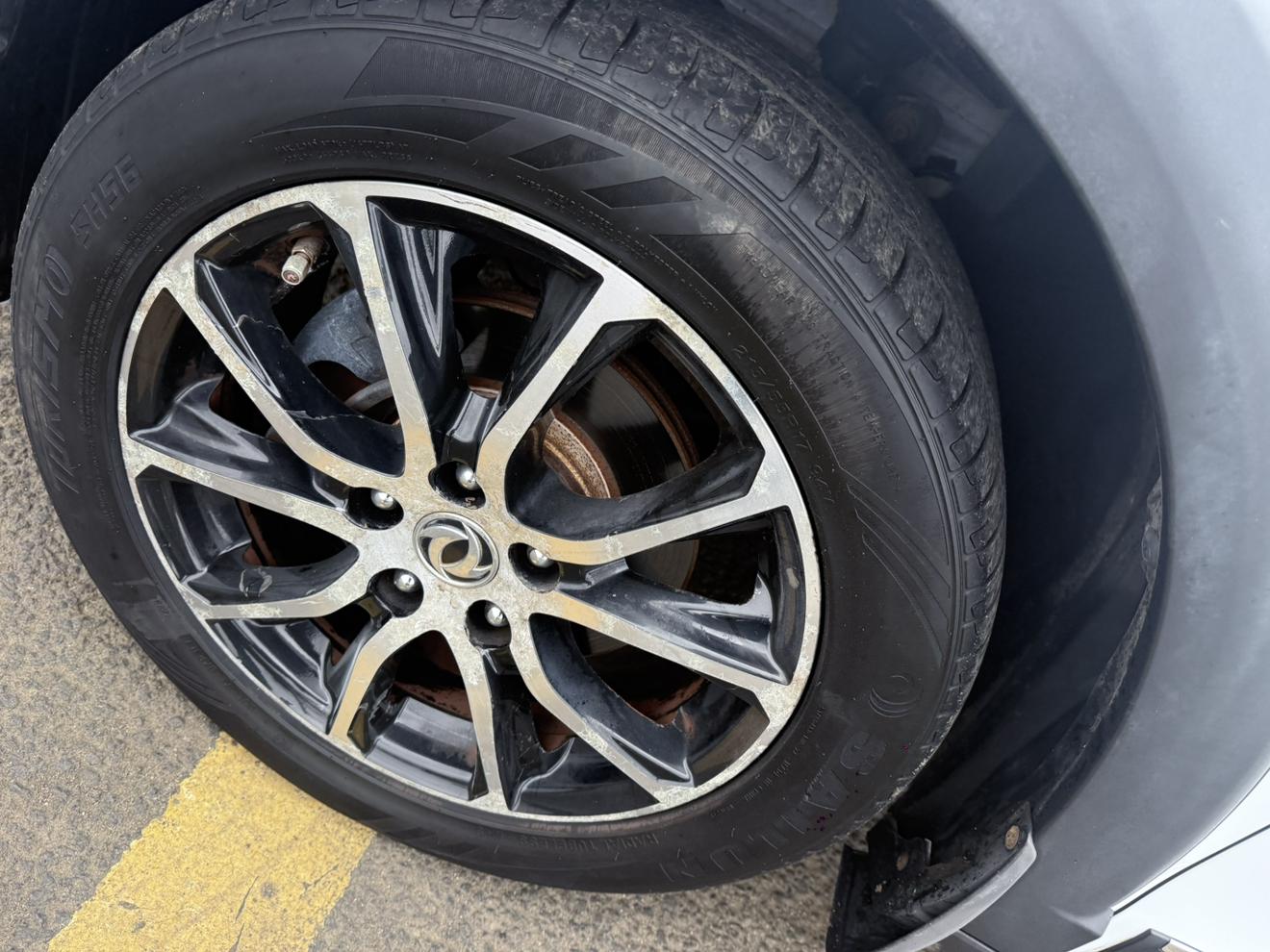 Dongfeng Fengxing SX6 2017 thumb 8