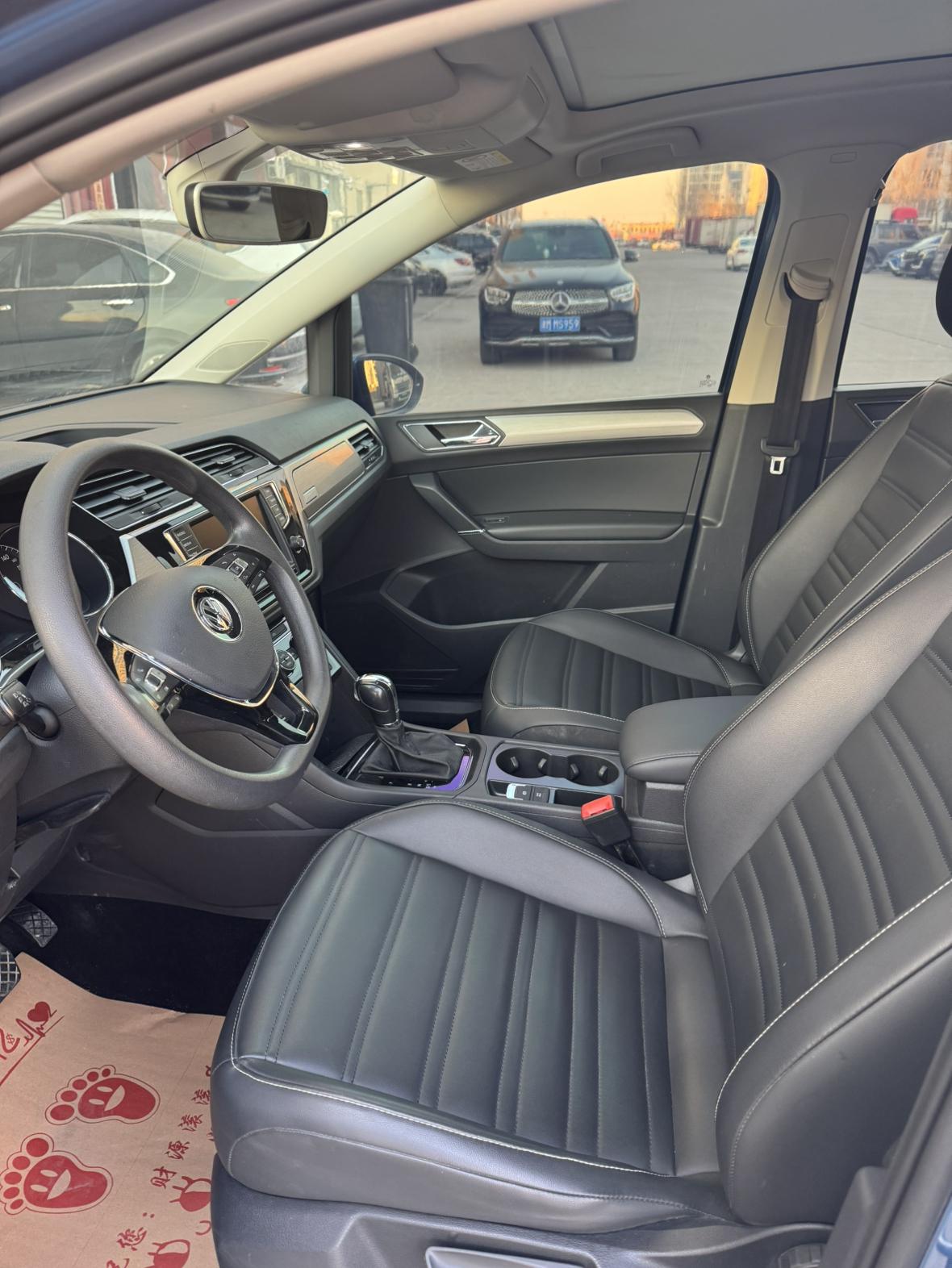Volkswagen Touran 2018 thumb 5