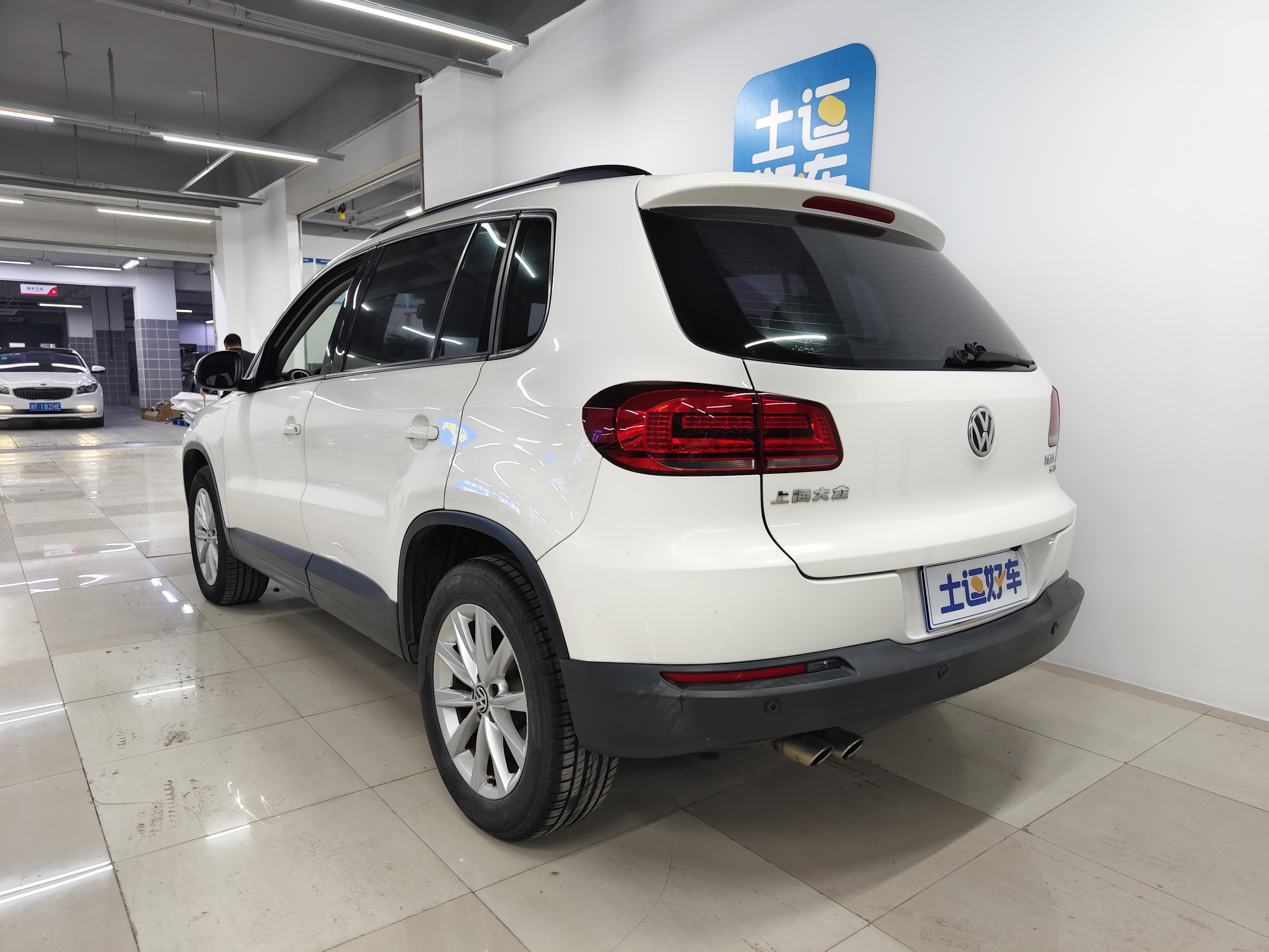 Volkswagen Tiguan 2016 thumb 2