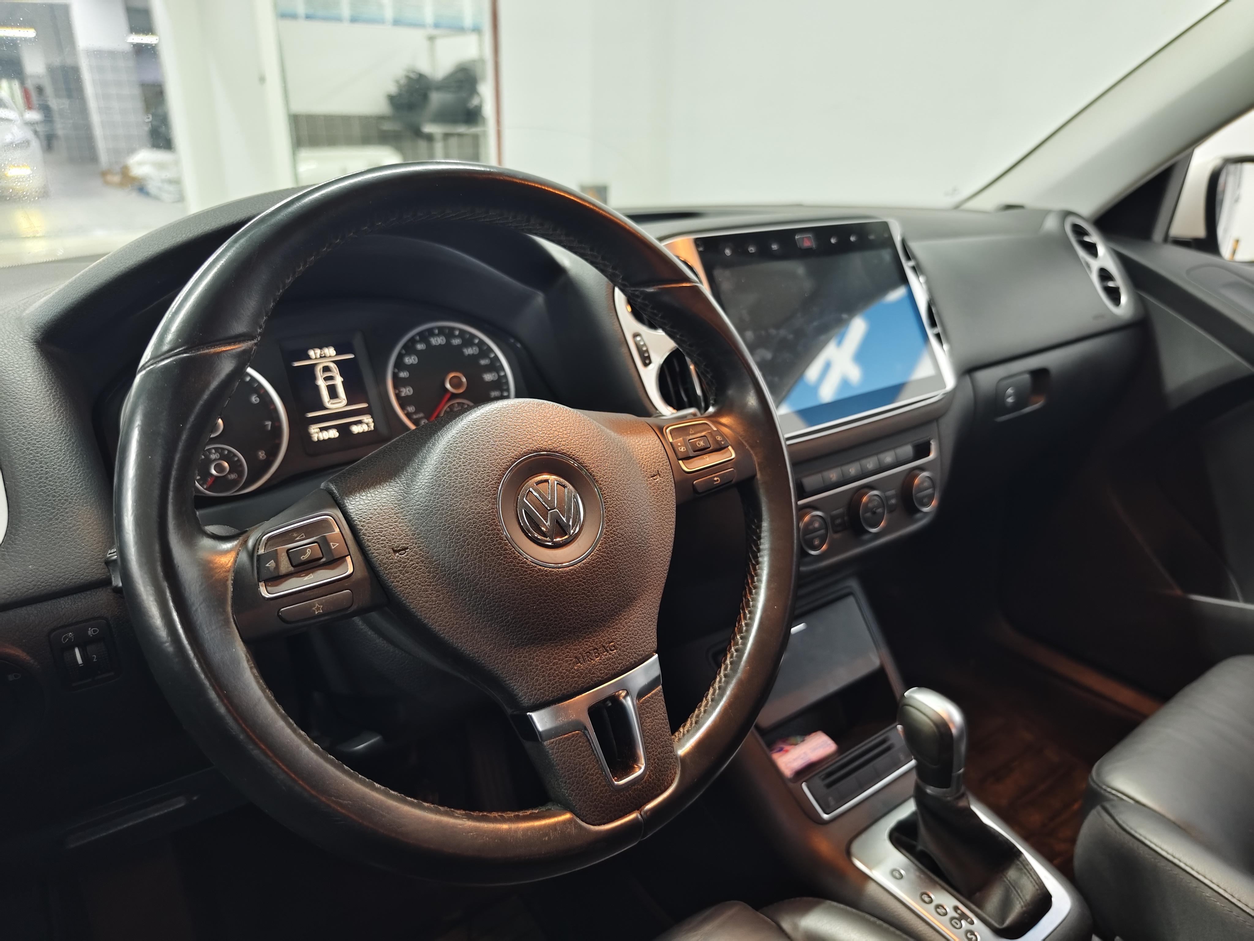 Volkswagen Tiguan 2016 thumb 6