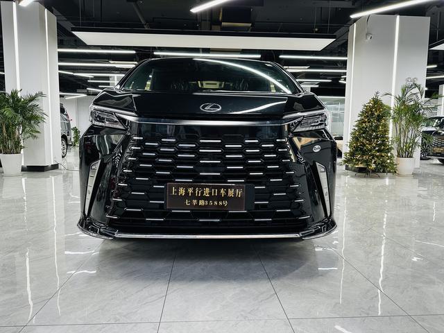 Lexus LM 2025 thumb 3