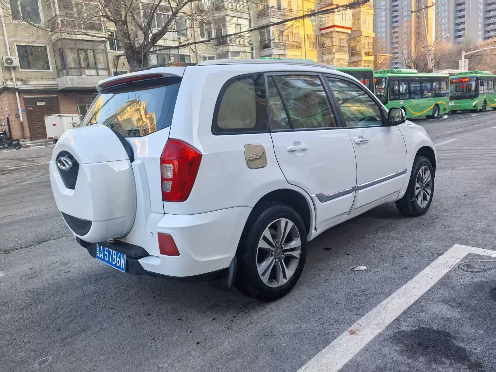 Chery Tiggo 3 2015 thumb 4