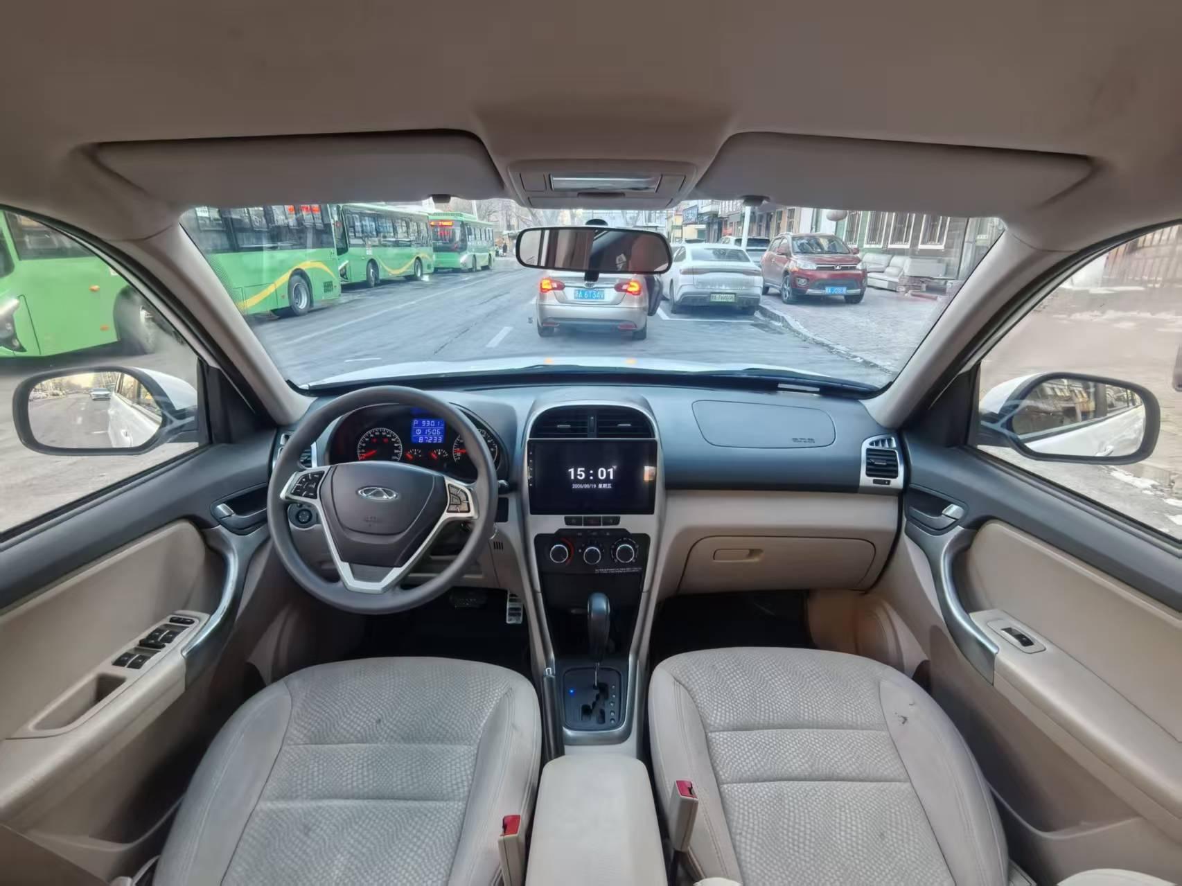Chery Tiggo 3 2015 thumb 5