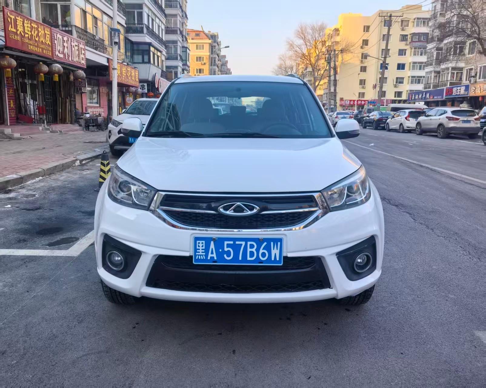 Chery Tiggo 3 2015 thumb 9