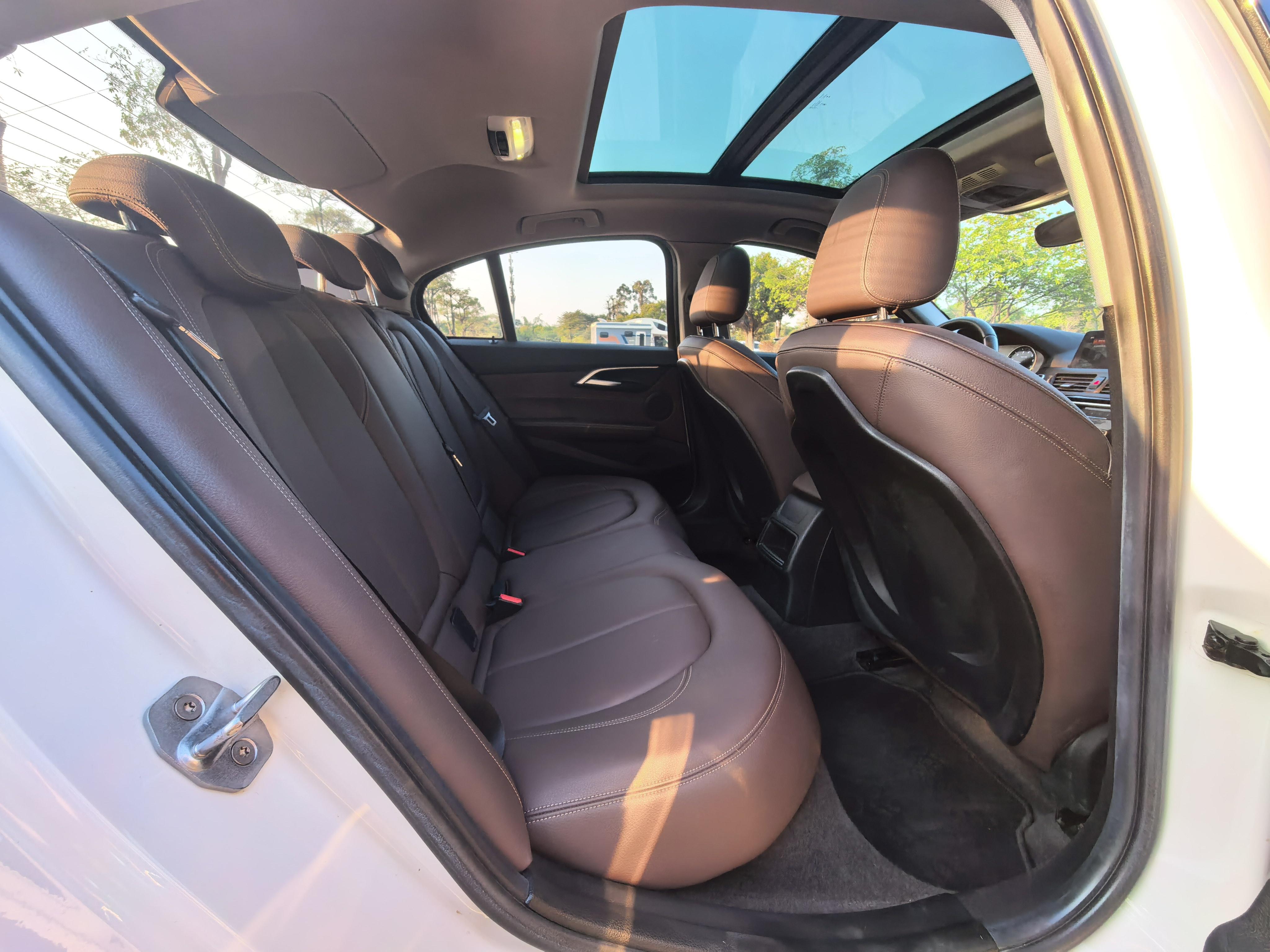 BMW 1 серии 2019 thumb 11