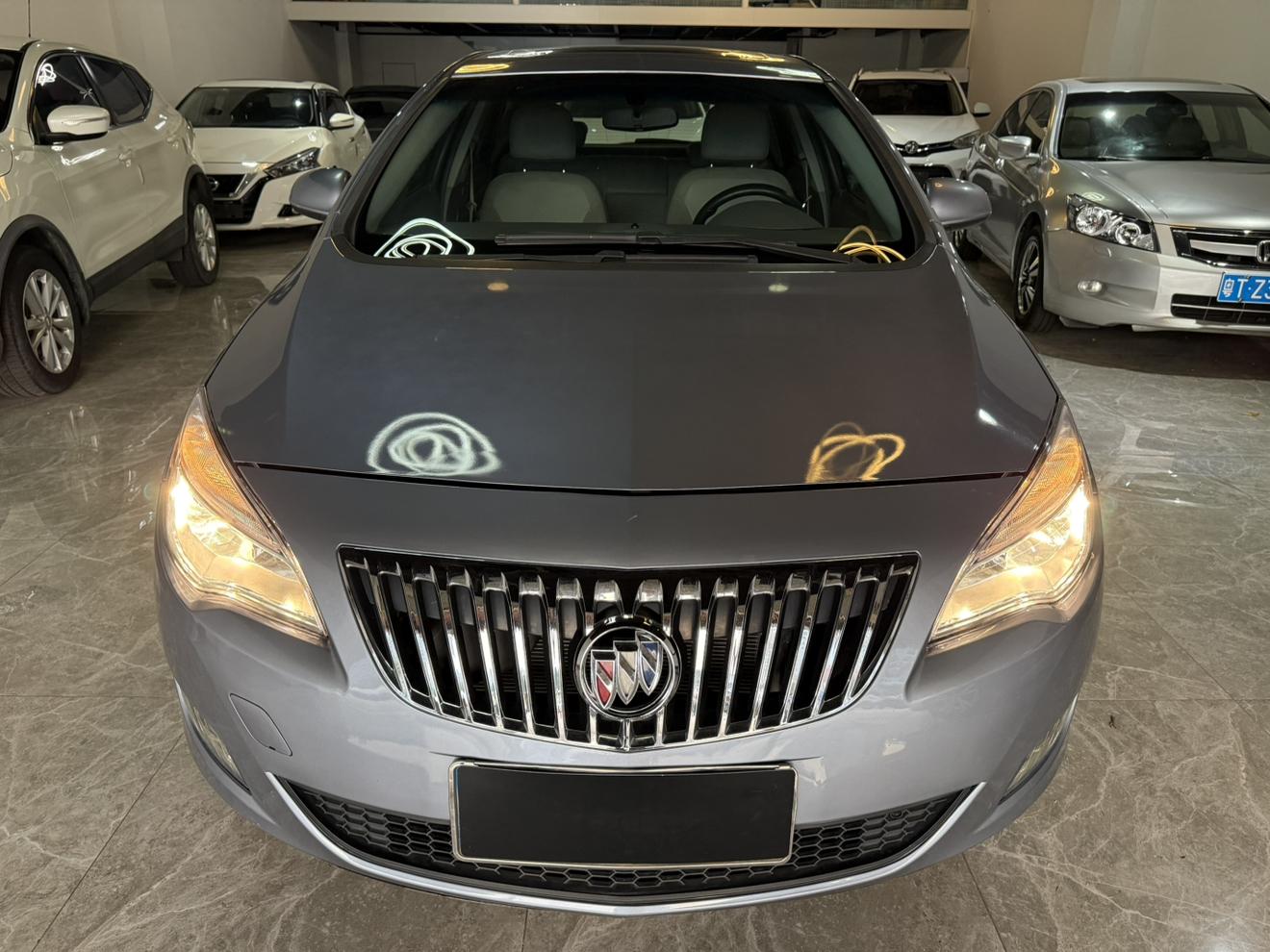 Buick Excelle 2012 thumb 9
