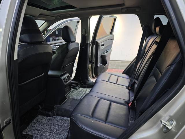 Nissan X-Trail 2021 thumb 4
