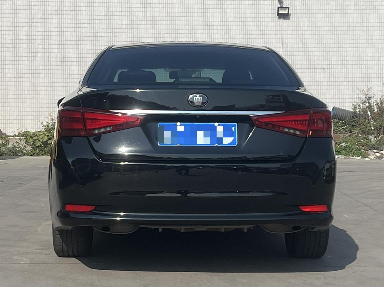 Toyota Crown 2016 thumb 10