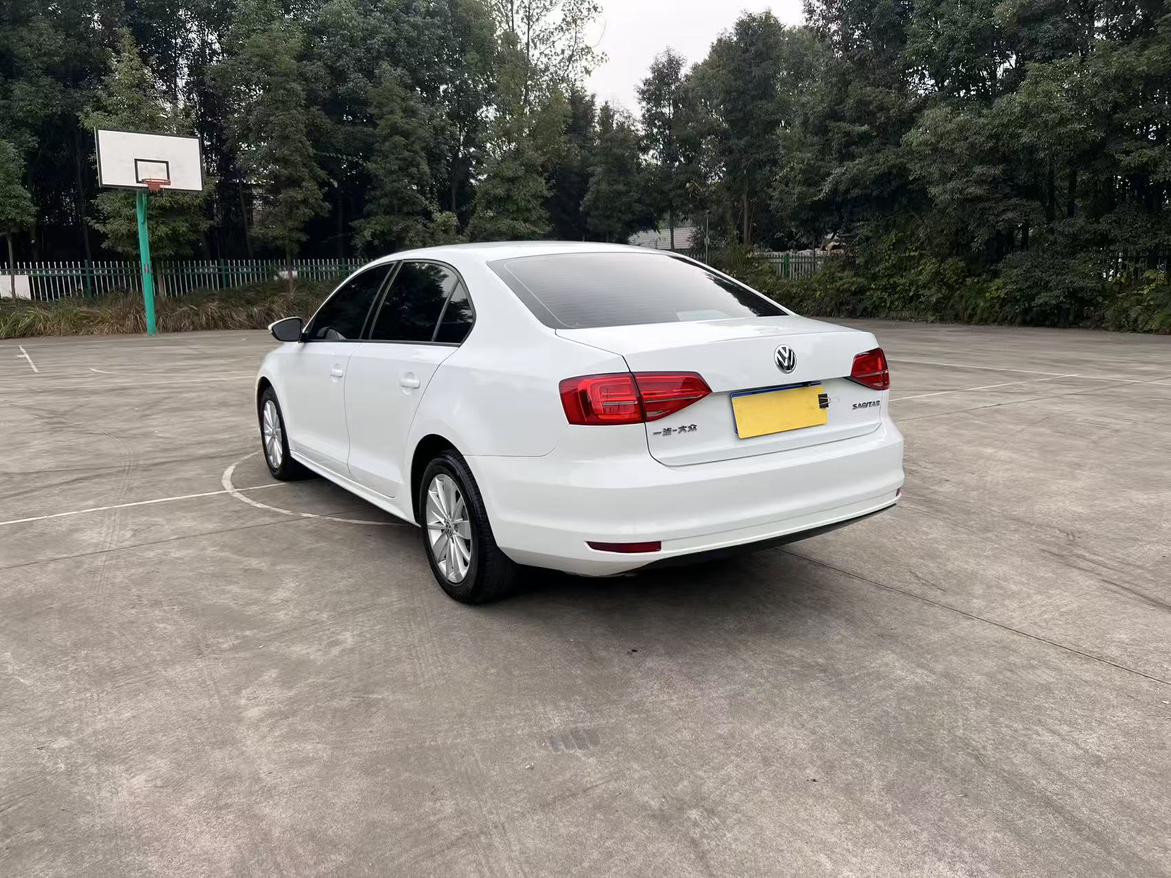Volkswagen Sagitar 2019 thumb 2