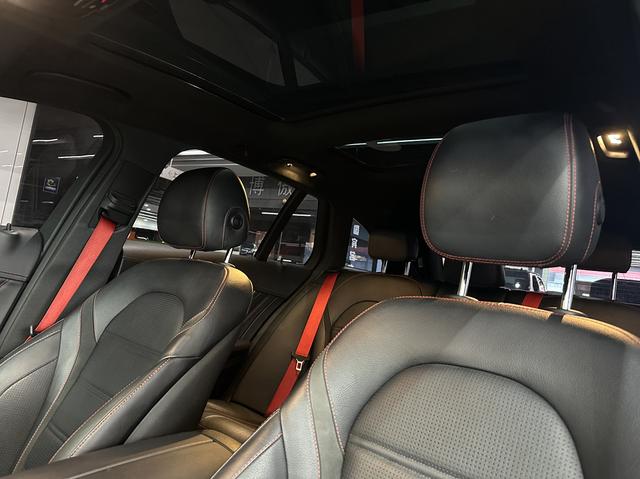 Mercedes-Benz C-Class 2019 thumb 3