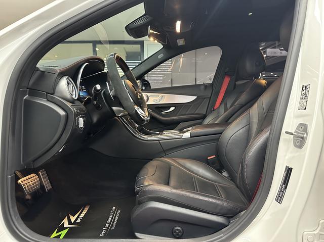 Mercedes-Benz C-Class 2019 thumb 4