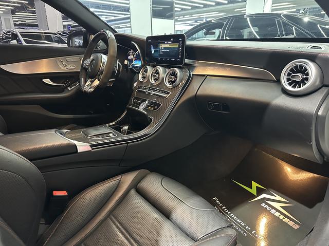 Mercedes-Benz C-Class 2019 thumb 8