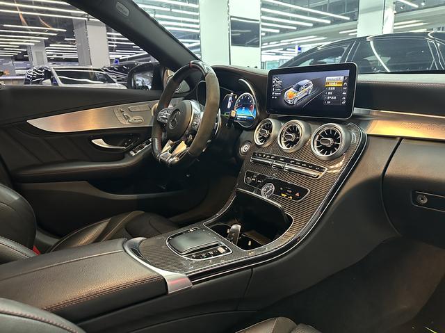 Mercedes-Benz C-Class 2019 thumb 9