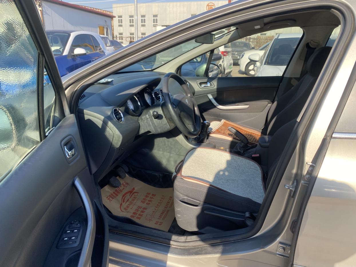 Peugeot 408 2011 thumb 7