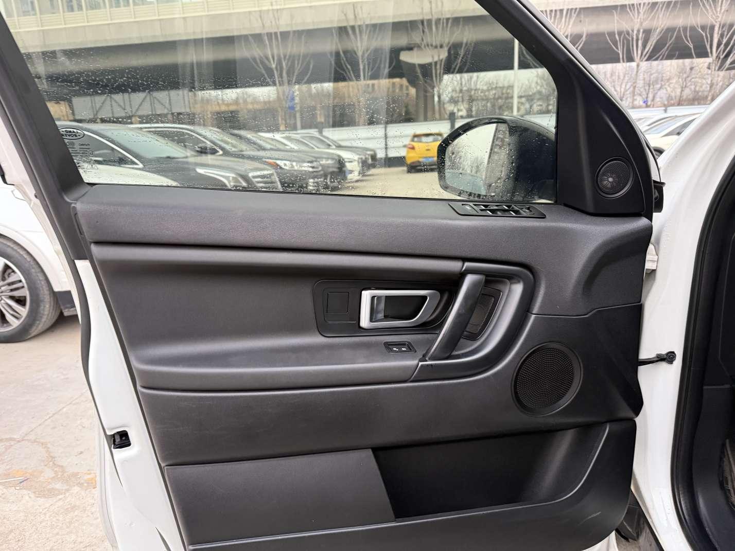 Land Rover Discovery Sport 2018 thumb 6