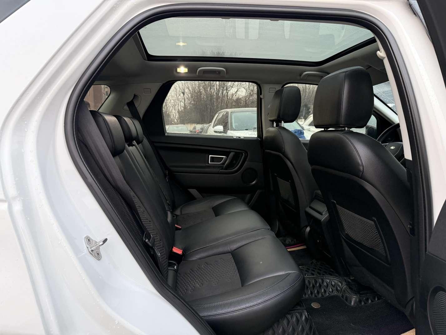 Land Rover Discovery Sport 2018 thumb 7