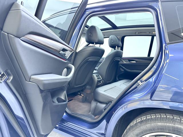 BMW X3 2022 thumb 10