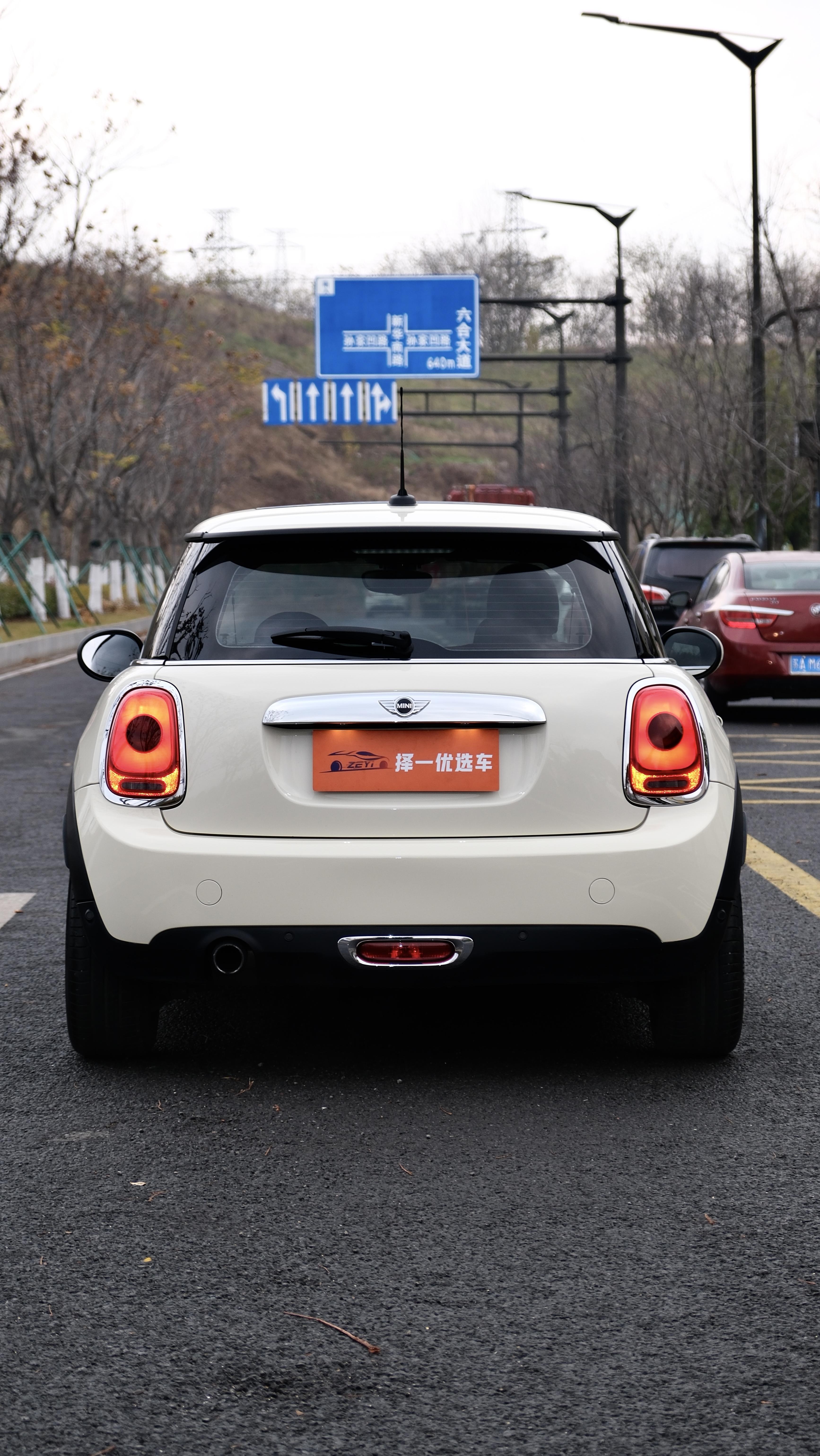 Mini Hatch 2017 thumb 3