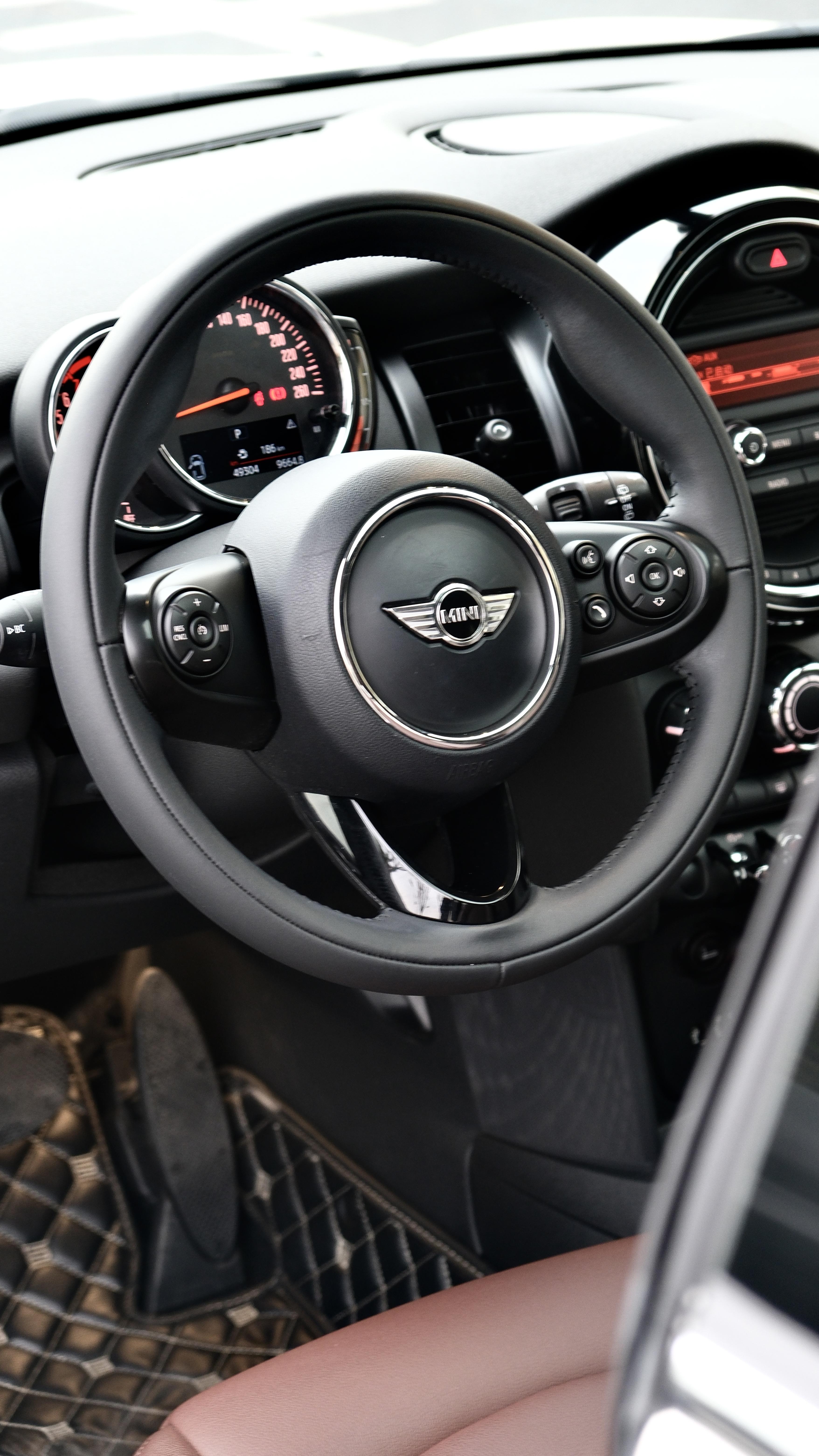 Mini Hatch 2017 thumb 10