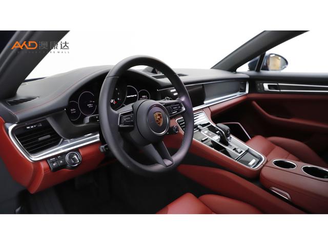 Porsche Panamera 2023 thumb 3